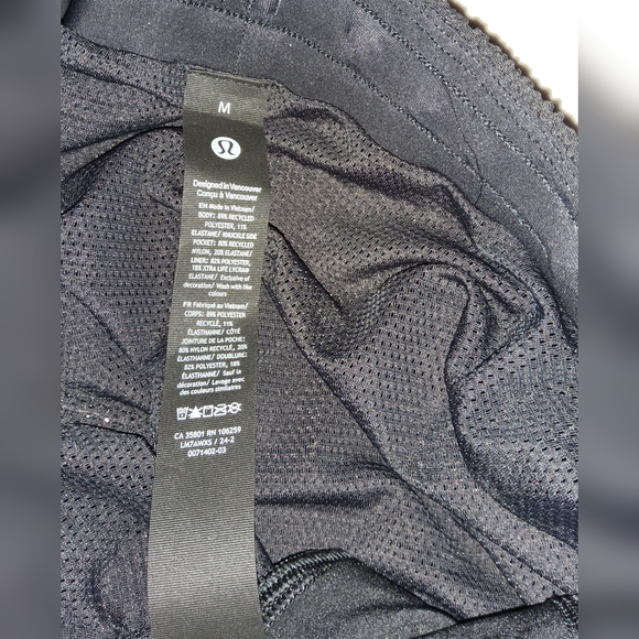 lululemon athletica Men's Black Pool 5'' Shorts - Picture 6 of 6